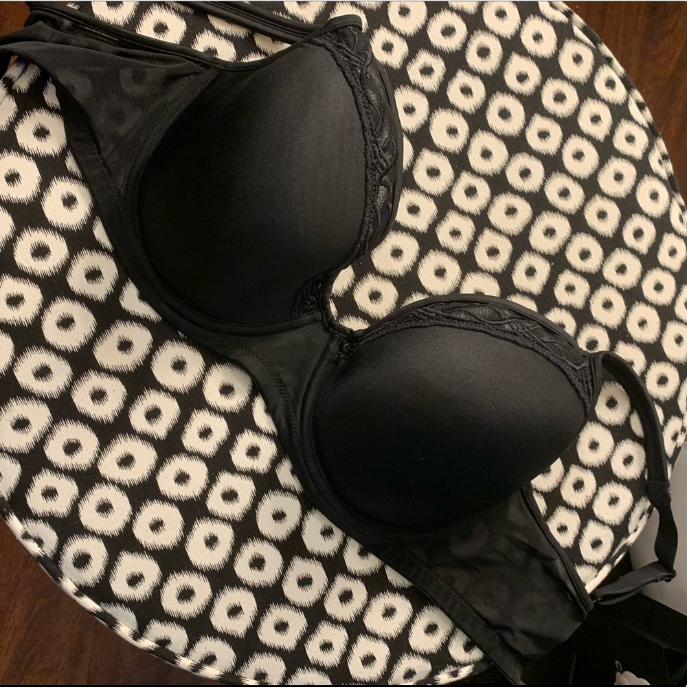 Like New Black Soma Bra